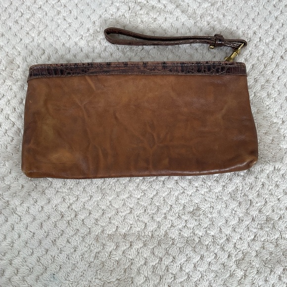 Brahmin Kayla Genuine Leather Clutch - Picture 3 of 8